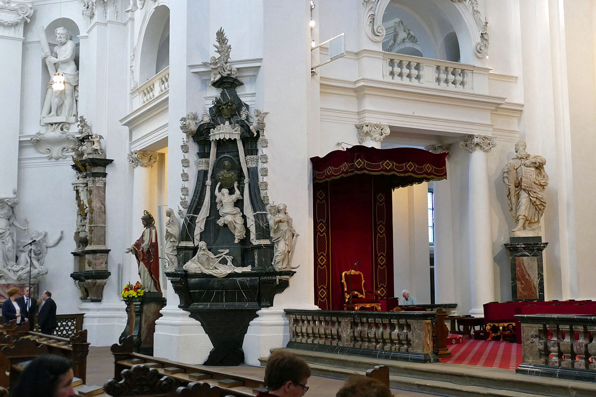Katholische Pfarrgemeinde Zierenberg - Der Hohe Dom zu FuldaDer Hohe Dom zu  Fulda